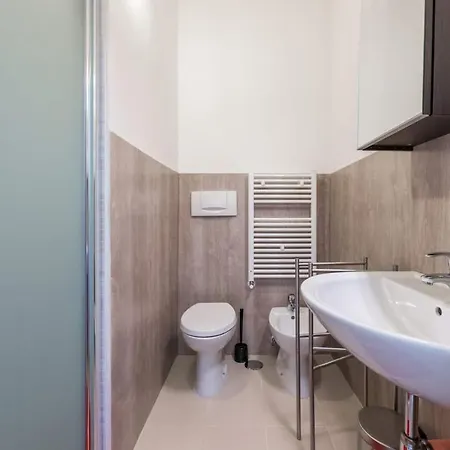 Apartment 5ino *